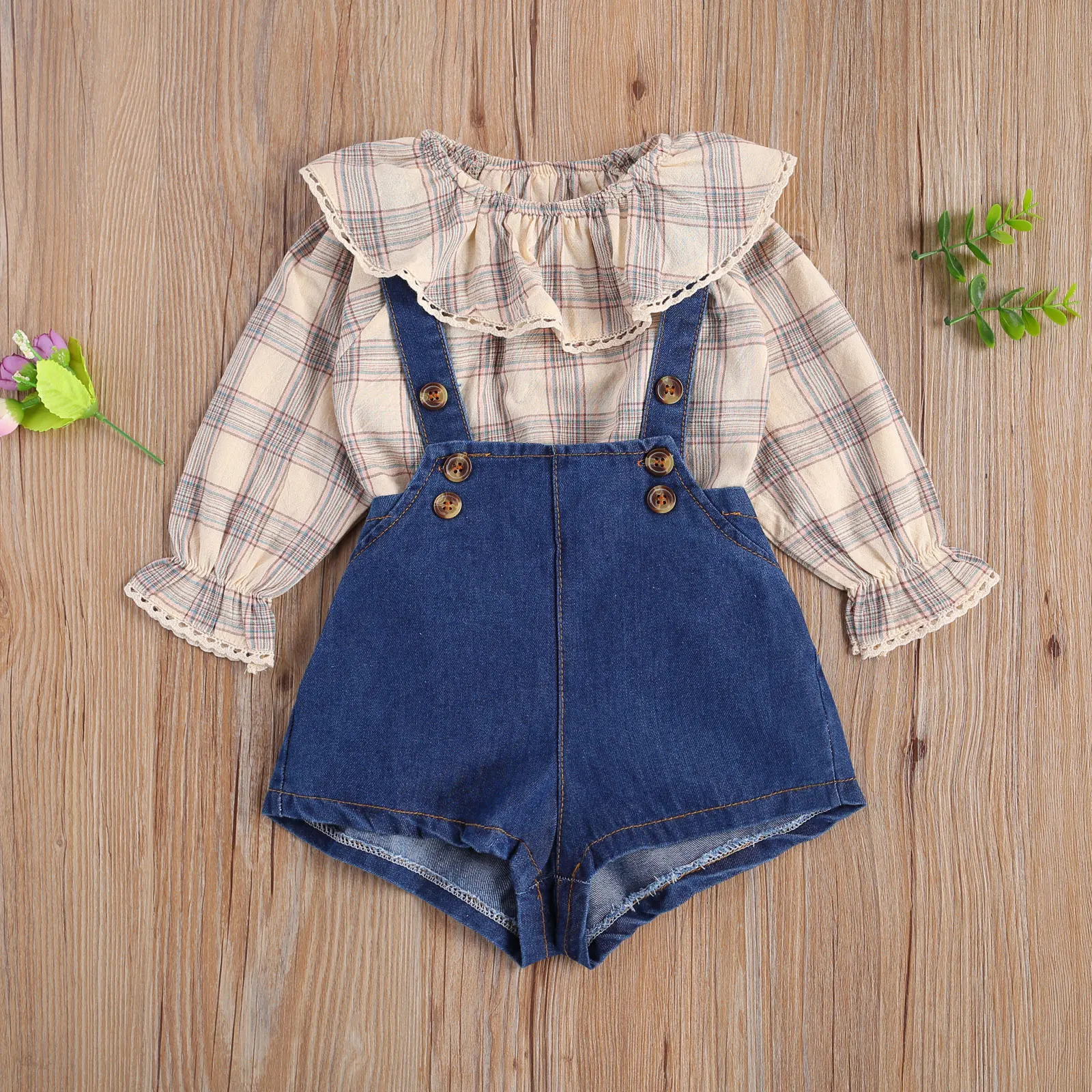 Ruffle Blouse and Overall Shorts Outfit - Momorii