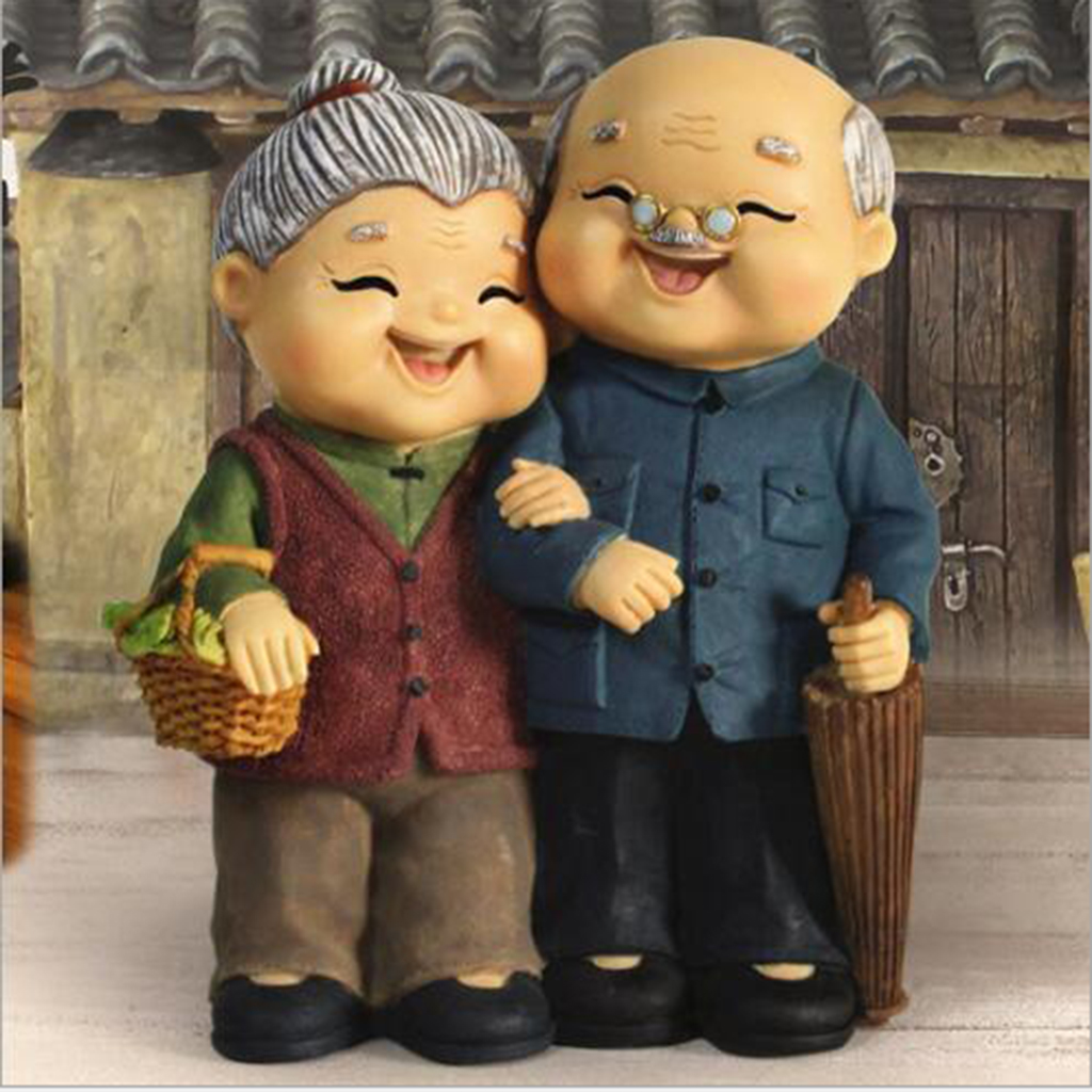 Handmade Resin Craft Loving Elderly Couple Figurines Old Age Happy Life Statue Home Ornament
