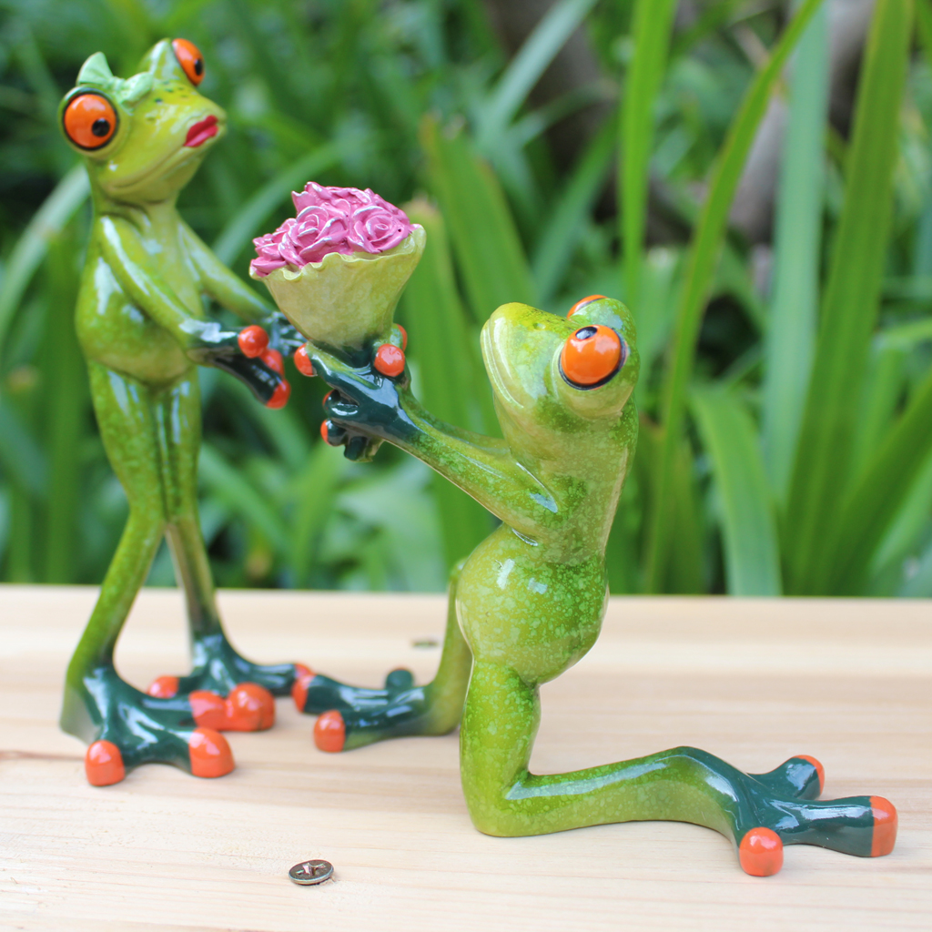 3D Frog Resin Crafts Animal Figurines Miniatures Wedding Decoration Love Car Dashboard Decor Table Top Centerpiece