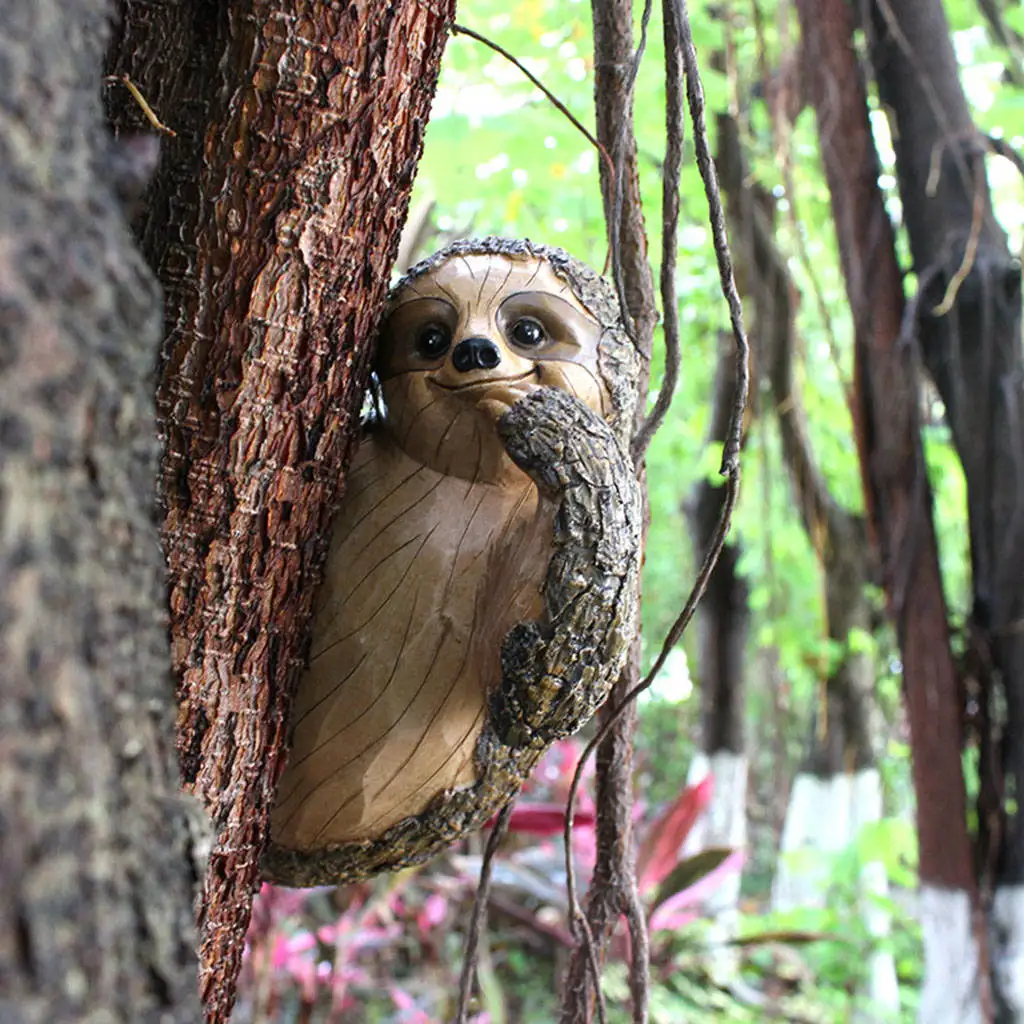 Outdoor Tree Sloth Figurine Hanging Sloth Statue Tree Hugger Sculpture Tree Sculpture for Outdoor Patio Yard Landscape Décor