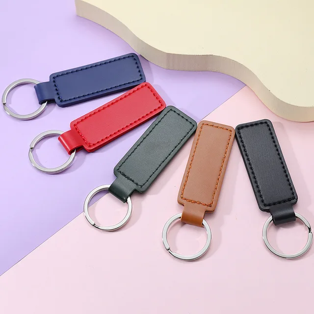 Stylish Leather Keychain: The Perfect Graduation Gift for Him or
