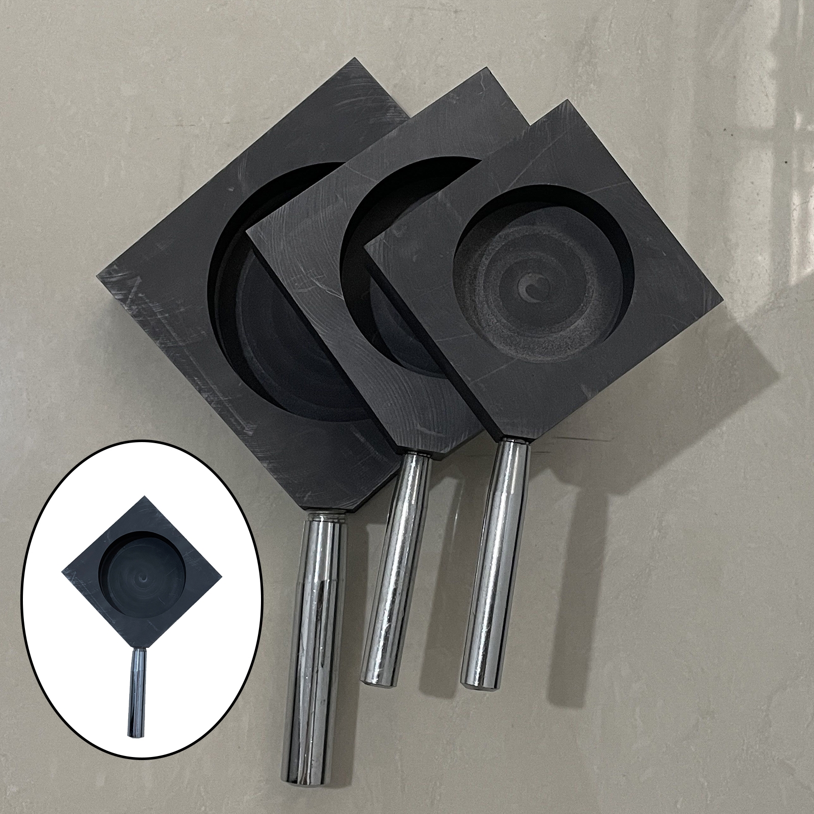 Round Graphite Tank Ingot Mould Molten Mould with Handle for Gold Silver Ingot Tips Graphite Trough Aluminum Copper Precious
