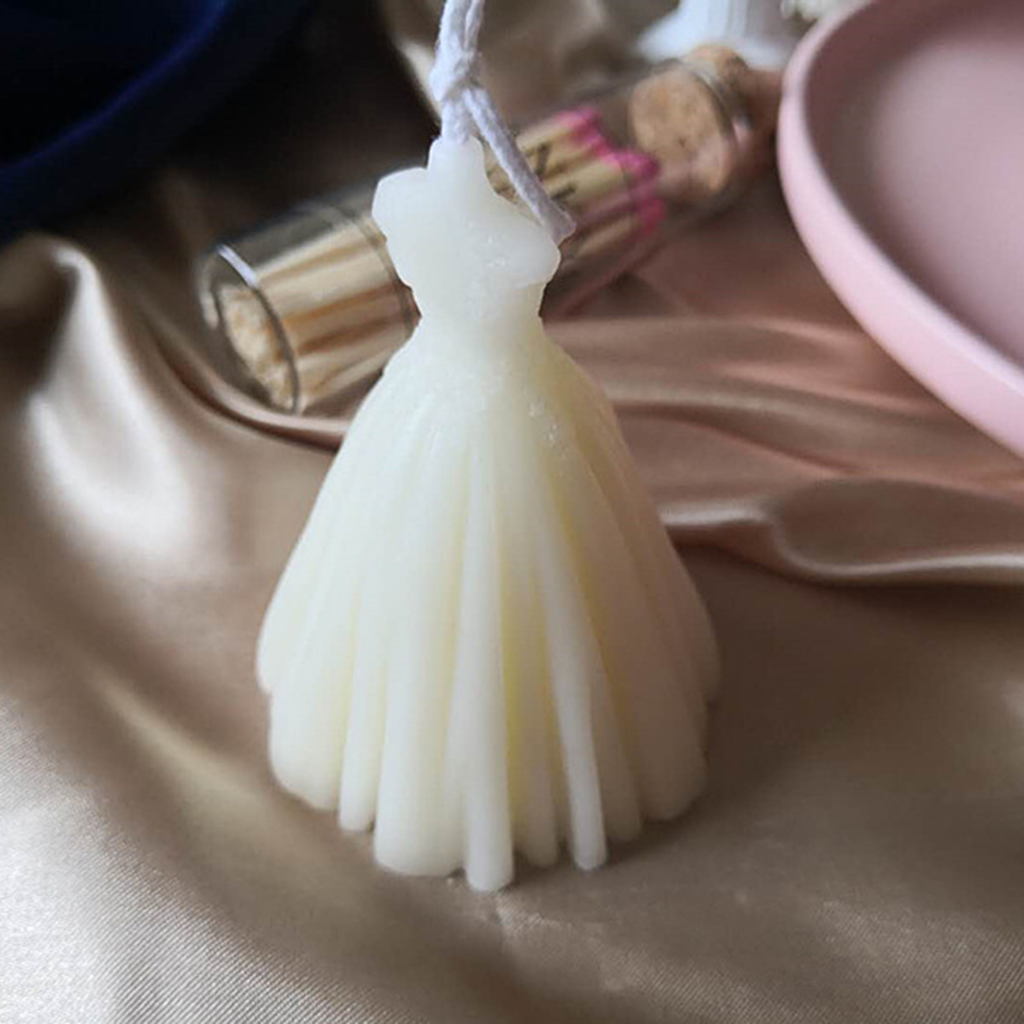 Romantic Freesia Scented Candle Bride Gown Shape Soy Wax Aromatherapy Candles Creative Home Bedroom Decor Ornament Photo Props