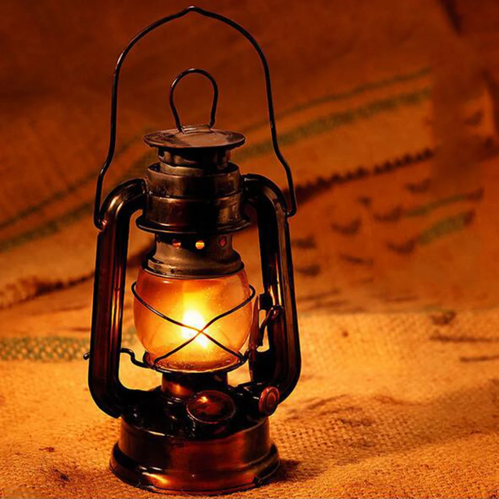 Vintage Metal Oil Lamp,  Lantern for Indoor Outdoor Decoration