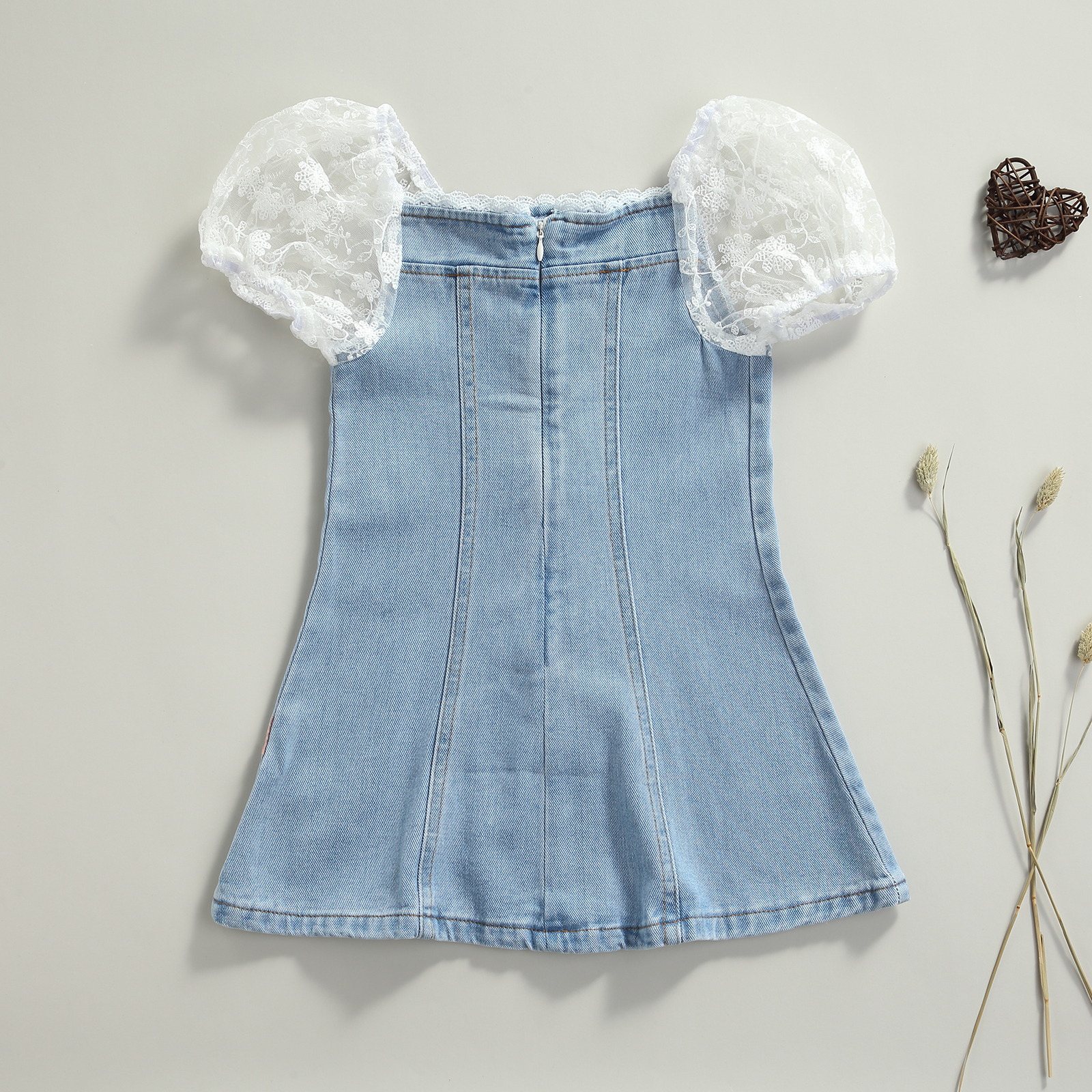 //ae03.alicdn.com/kf/Hdcdd5f4bc3324a1a8375c3af3ba7894fw.jpg?smt_ispass_34245021