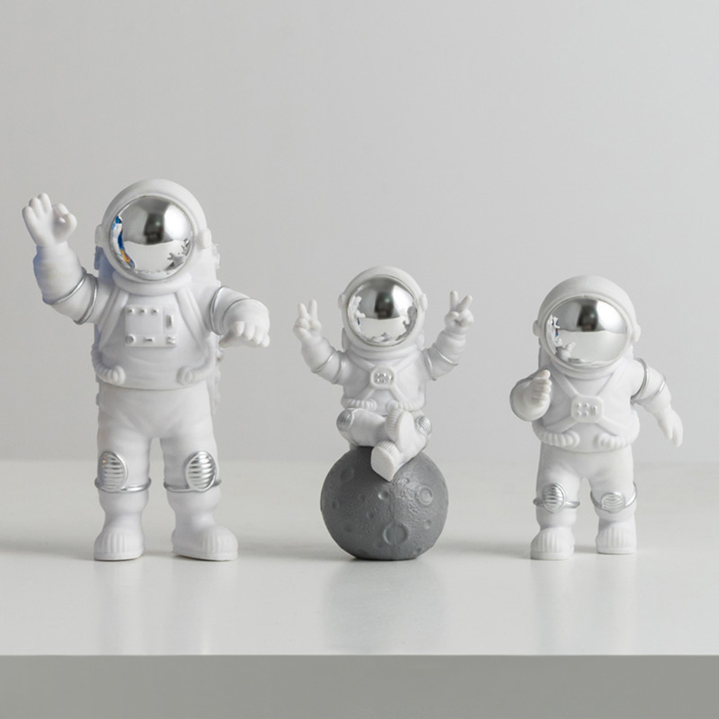3pcs Astronaut Figurine, PVC Spaceman Statue Decor Model Ornament Car Home Office Interior Figure Party Cake Topper