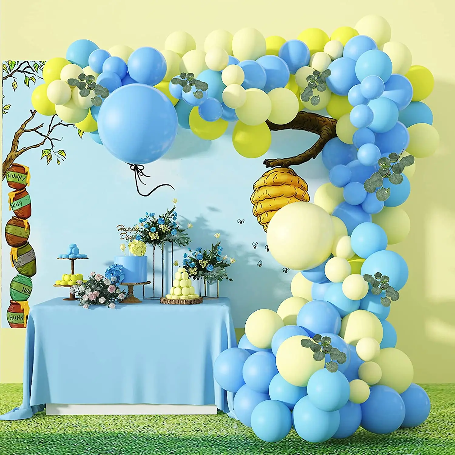 Hãy trang trí bữa tiệc của bạn với bộ phụ kiện bóng bay xanh và vàng đầy màu sắc. Bạn sẽ không thể nhịn được cười khi thấy những bóng bay nhiều màu sắc vui nhộn này.