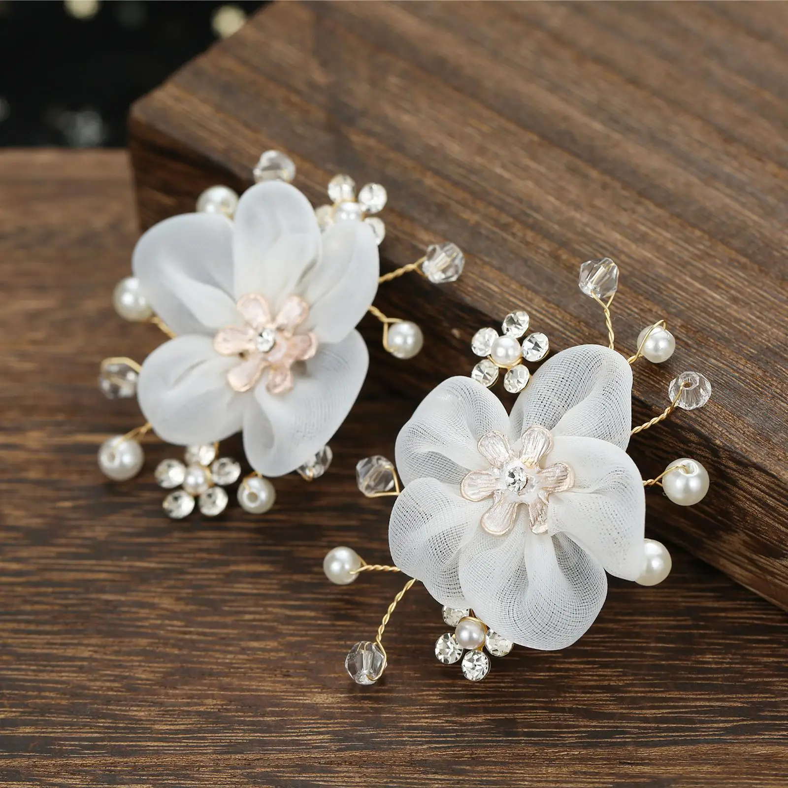 2Pcs Fabric Flower Shoe Clips Bridal Rhinestone Crystal Beaded Floral Remove Garment Accessories Charms Decoration for Wedding