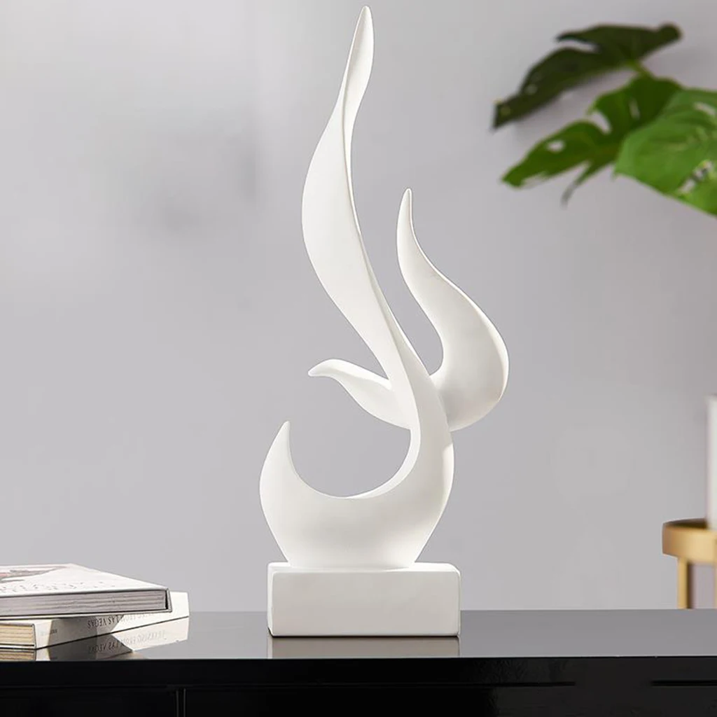 Abstract Minimalist Statue Resin Sculpture Art Figurines European Style Office Home Decoration Accessories