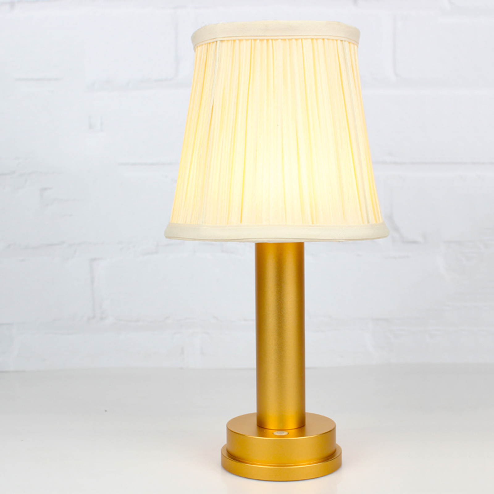 Table Lamp Desk Reading Light with Fabric Shade Metal Base Living Room
