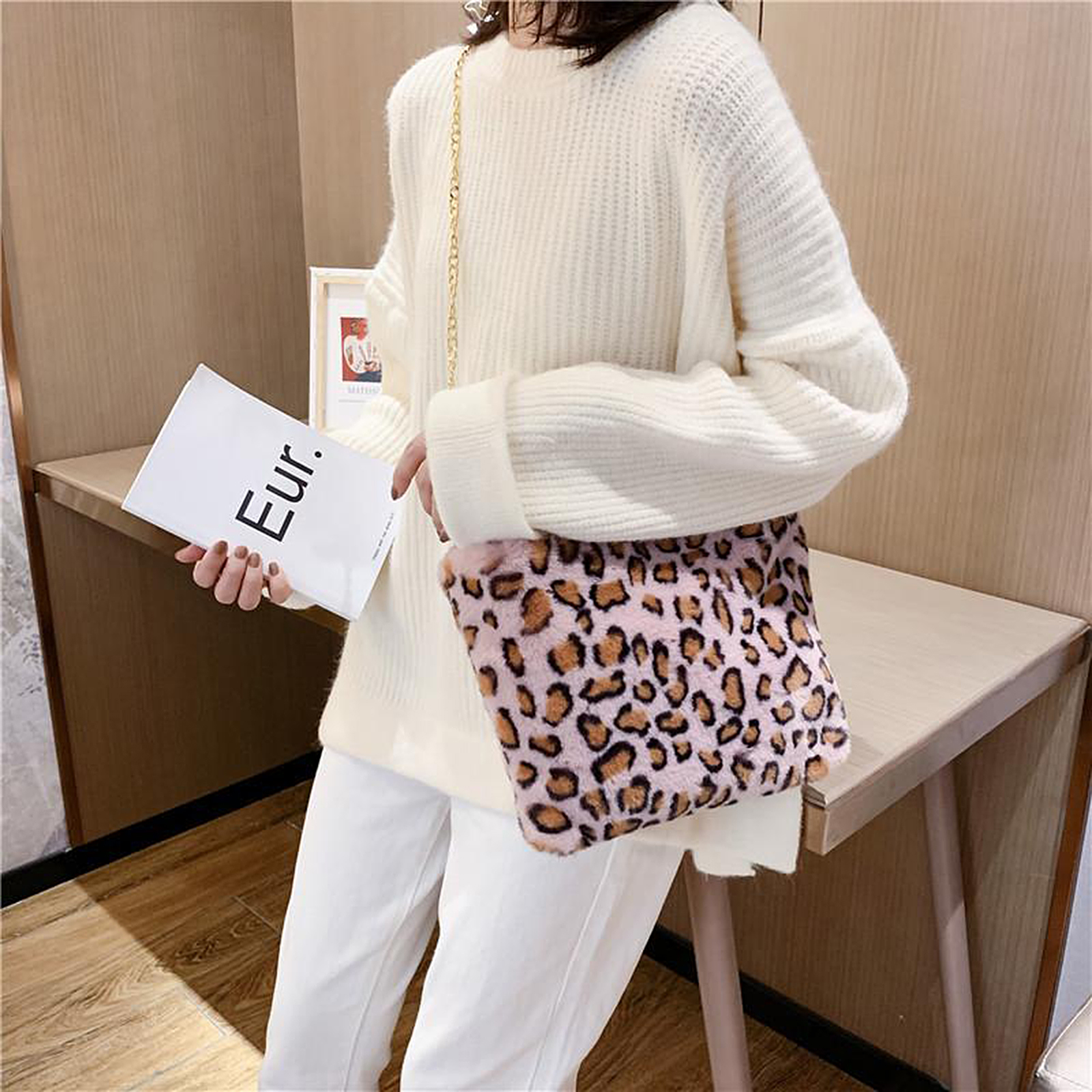 Soft Faux Fur Shoulder Bag Womens Plush Handbag Tote Leopard Print Chain Strap