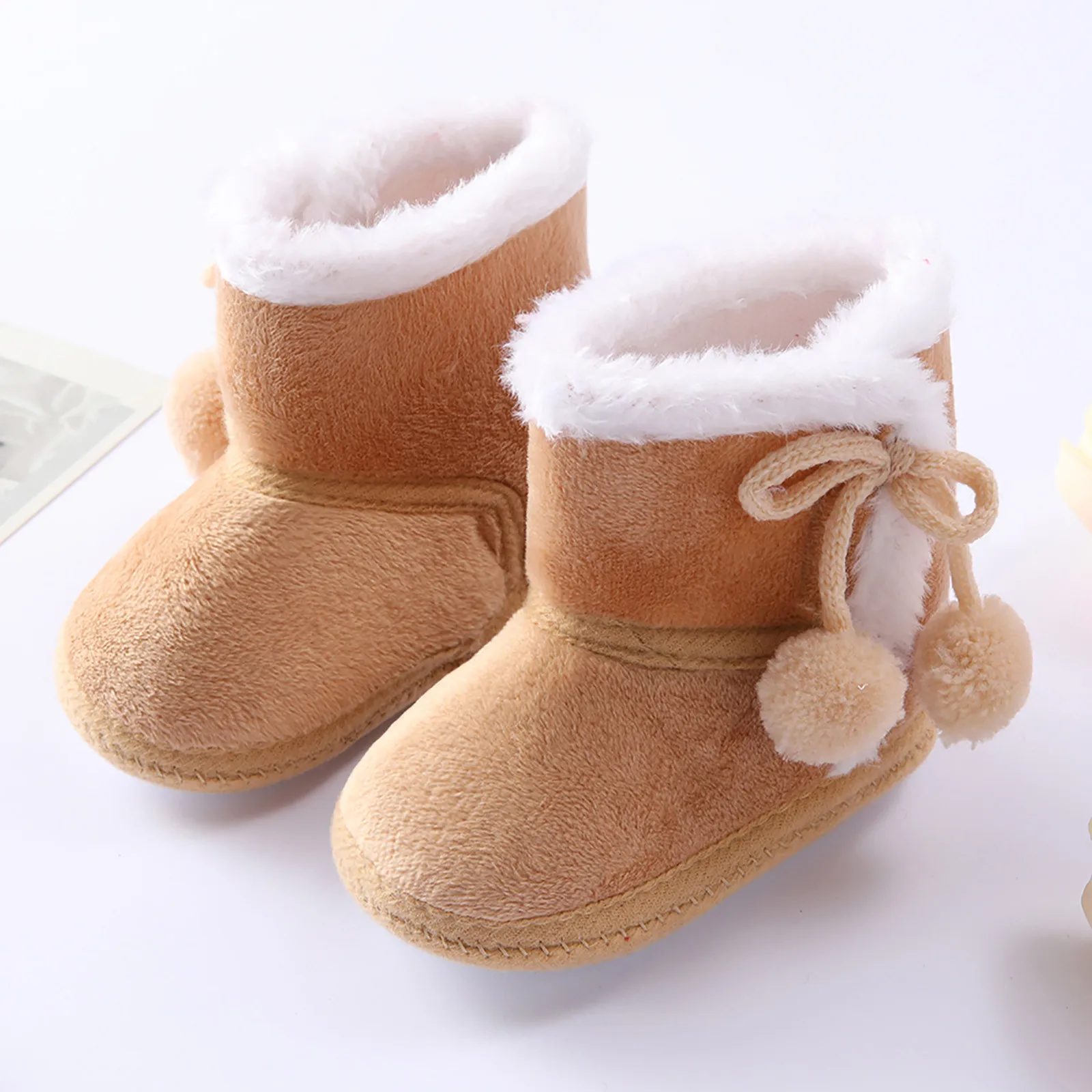 Botas de invierno con suela suave para bebés y niñas 