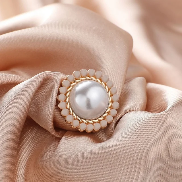 Artificial Pearls Magnet Hijab Pins Elegant Brooch Muslim Headscarf Shawl  Scarf Lady Fixed Scarf Clips For