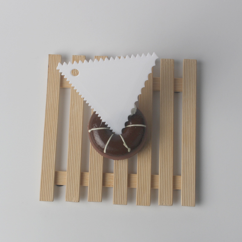 Description Picture 3 of itemPlastic Cake Scraper Decorating Comb Icing Smoothing Cake Knife Baking Spatula Slicer Pastry Cutters Tools DIY Decorating Tools