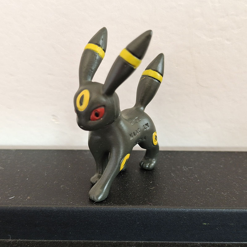 umbreon action figure