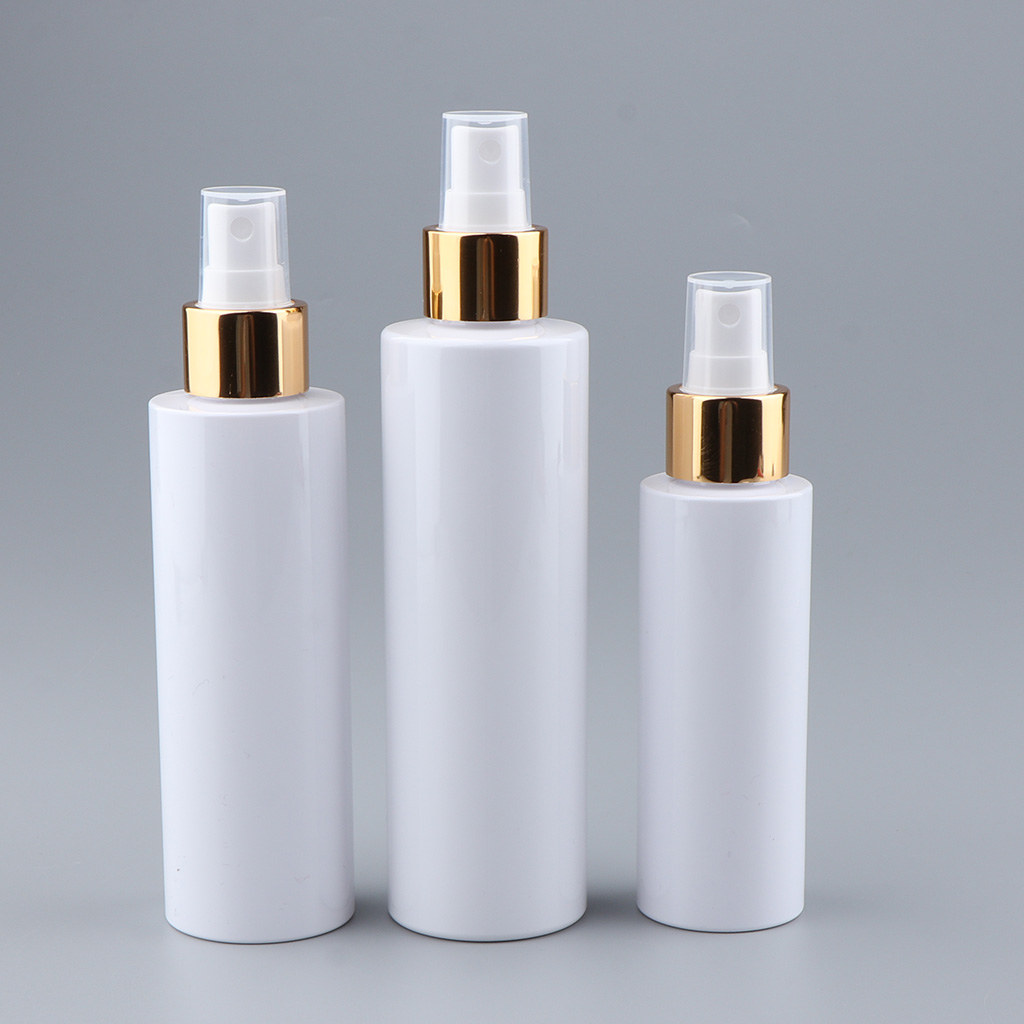 Kesoto Empty Spray Bottles - Refillable Great for Essential Oils, Beauty Products, Homemade Cleaners and Aromatherapy 5pcs
