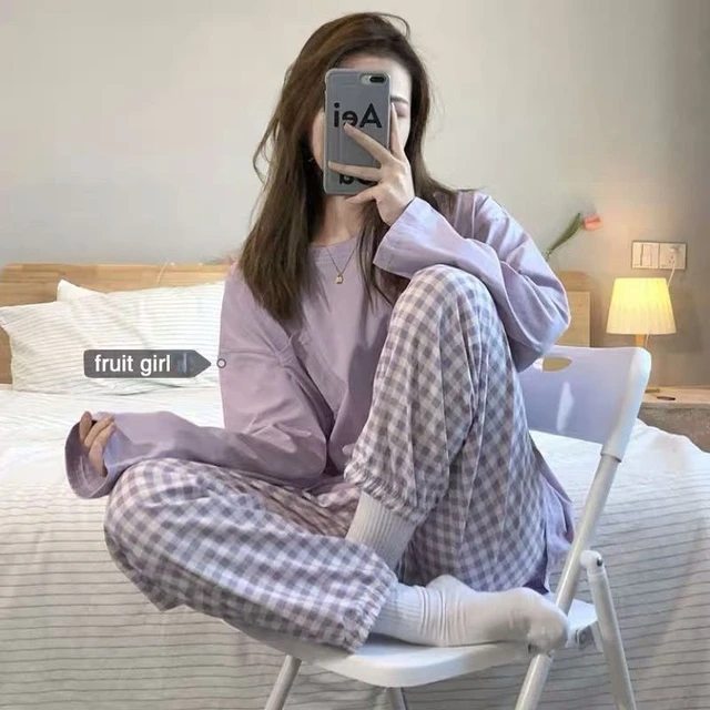 Buy Pijamas de pareja estilo LOUIS VUITTON, traje coreano de manga larga  para mujer, ropa de casa de seda de imitación informal a la moda para mujer  ｜Couple pajamas sets-Fordeal