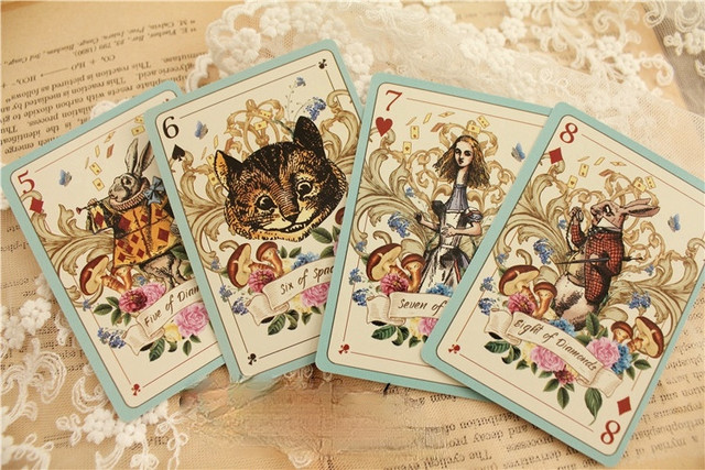 Alta qualidade alice no país das maravilhas jogando cartas poker jogo de  cartas jogos de tabuleiro para adulto família criança festa jogos vintage  brinquedo presente - AliExpress