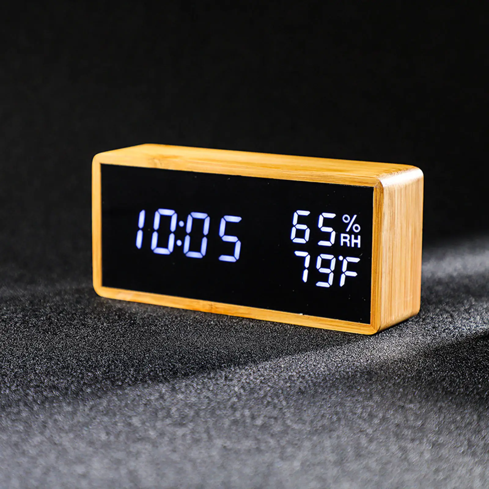 Modern Digital Alarm Clock with Snooze 12/24H Thermometer 5