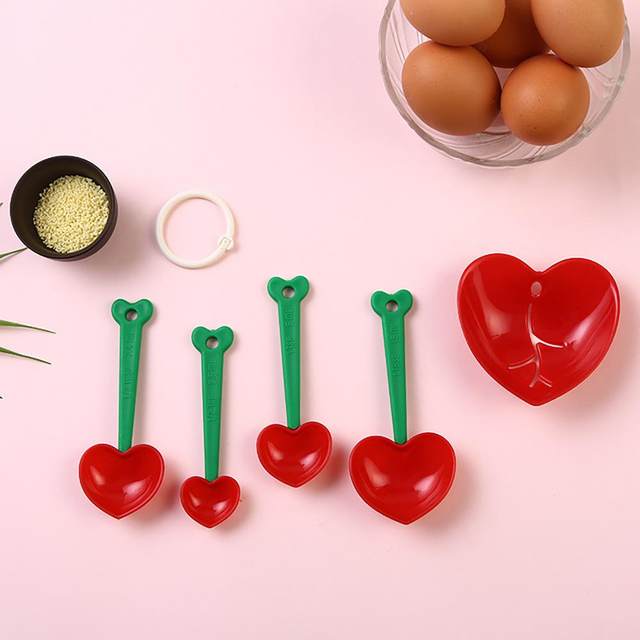 RUITASA Cherry Measuring Spoons, 2PCS Plastic Cute Measuring Teaspoon,  Heart Shape Plastic Measuring Spoons Set for Liquid, Dry Measuring,  Cooking