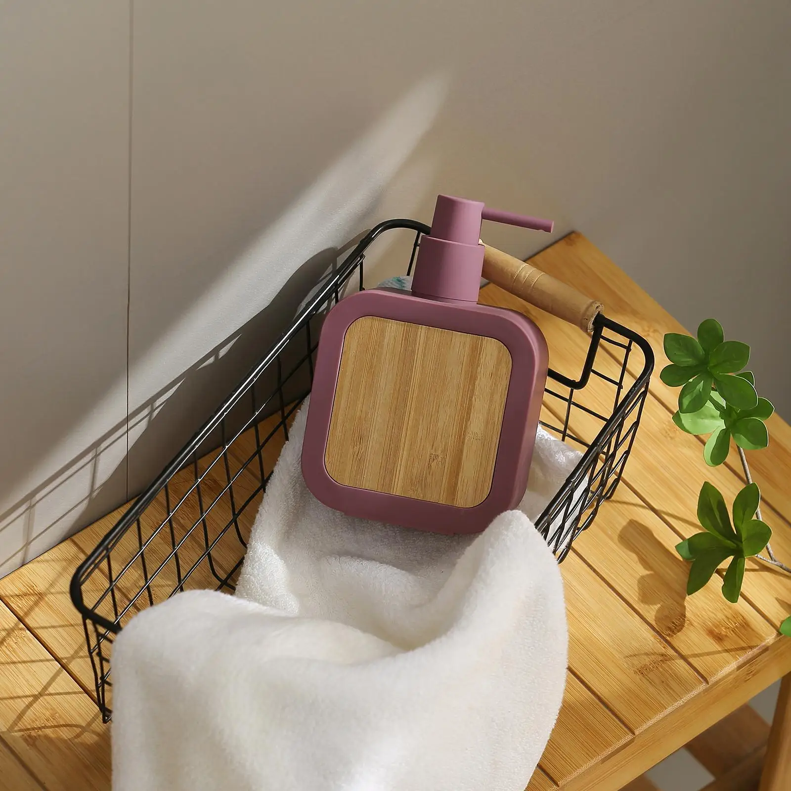 390ml Soap Dispenser Bathroom Manual Soap Dispenser Easy to Refill Kitchen