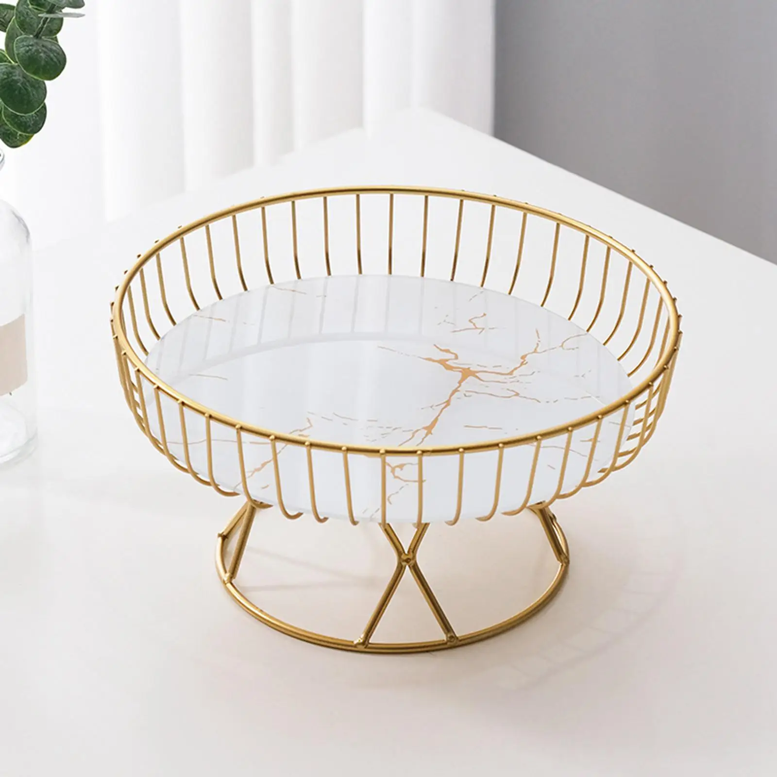 Tabletop Golden Metal Iron Wire Countertop Fruit Tray Cakes Holder, Breathable Stylish