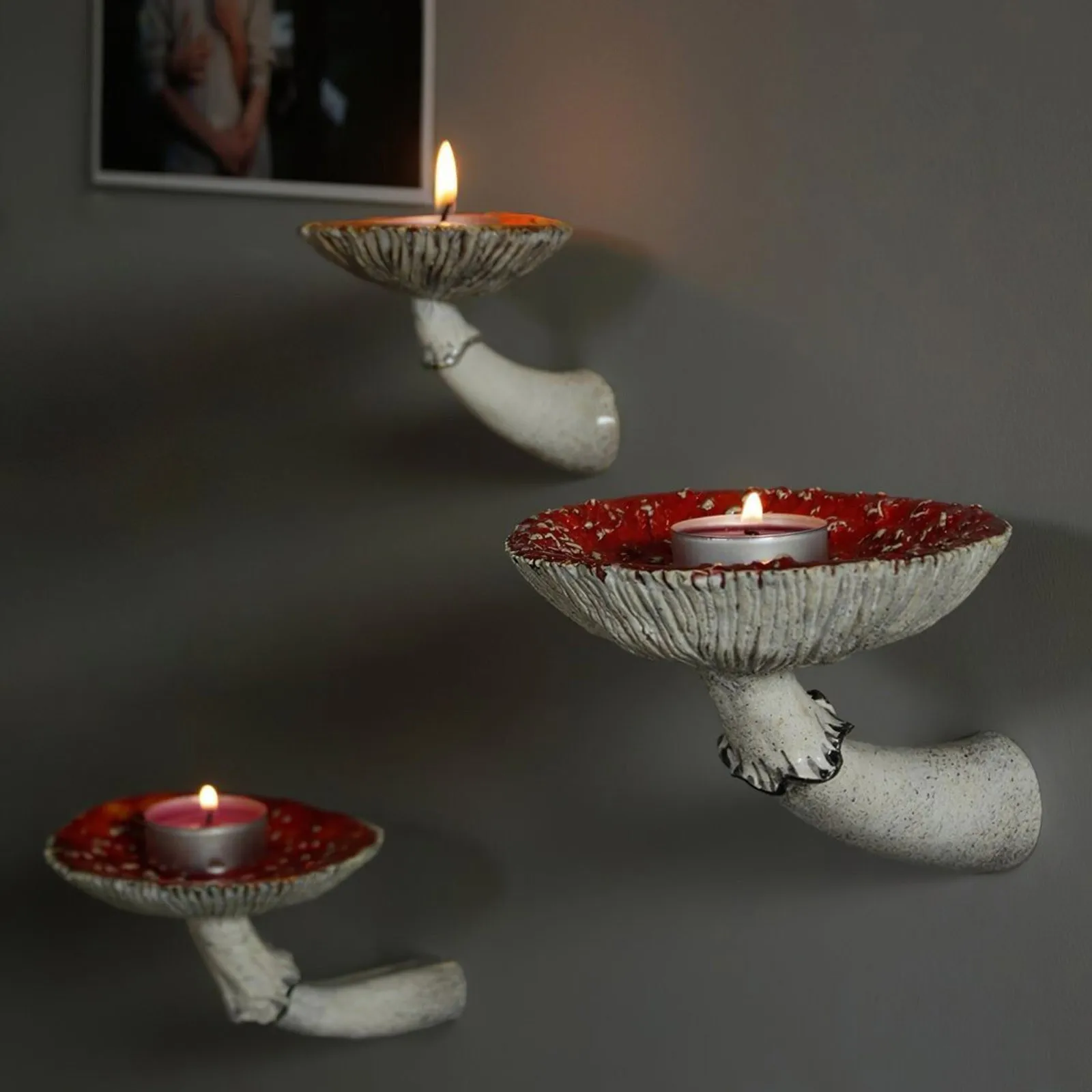 Mushroom Hanging Shelf Resin Wall Floating Shelf Amanita Mushroom Shape Home Decor Ornaments for Wall Hanging Shelves 2022