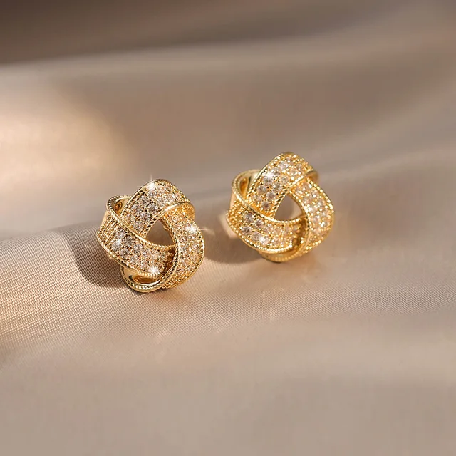 Buy quality Mesmerizing gold earring design in 22carat in Pune
