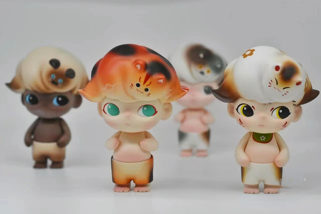 Limited Edition Kitty Dimoo 13cm Extra Size Figure Cat on Dimoo 