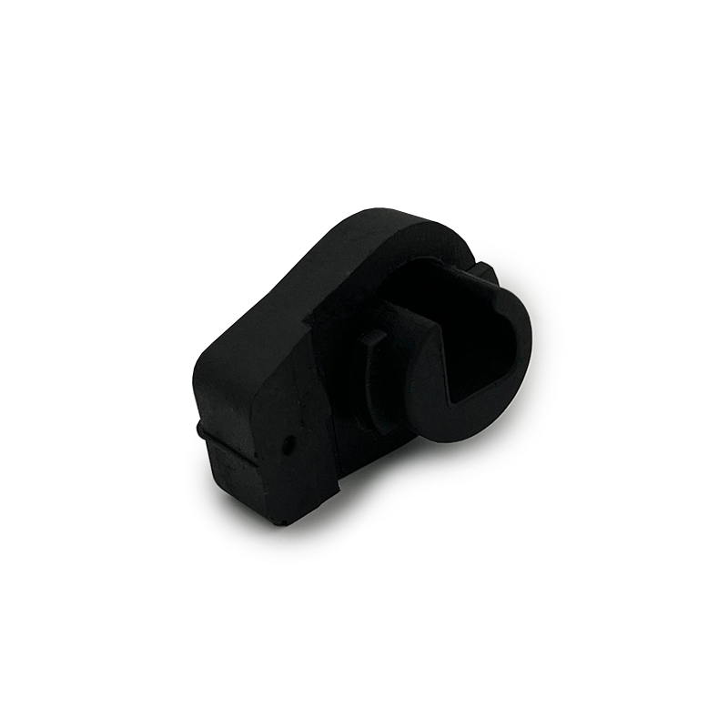 Description Picture 3 of itemGarden Power Tools Parts Accessories Gasoline Chainsaw MS180 MS170 Lock Catch for Crankcase Cover