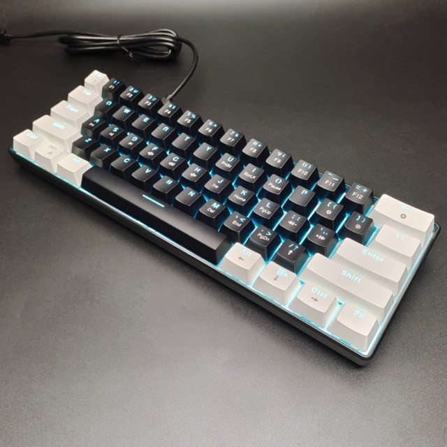  SELORSS Mini teclado mecánico para juegos 60% con cable,  retroiluminación cromática 22 RGB, compacto 62 teclas anti-fantasma, cable  USB C, teclas reemplazables, interruptor lineal para : Videojuegos