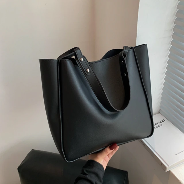 2023 New Wide Nylon Strap PU Leather Women's Small Square Handbag