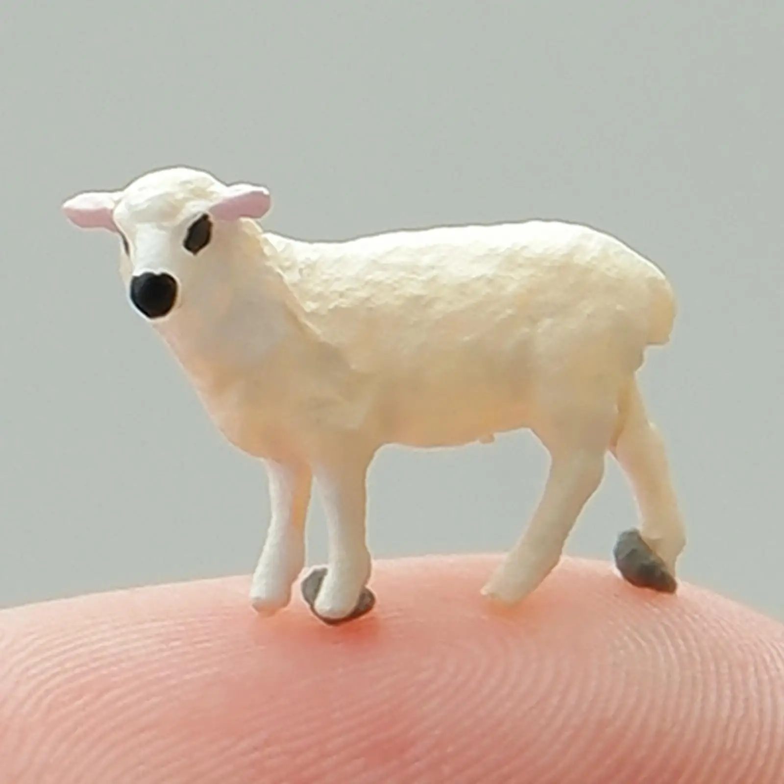 Farm Animals Figure 1/64 Miniature Figures Hand Painted Toy Sheep Figurine Photo Props Miniature Layout DIY Projects Ornament