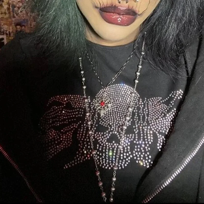 Rhinestone Skulls Pattern Black T-shirt E-girl Gothic Dark Academia Mall Goth Skinny Tee Y2K Aesthetics Harajuku Grunge Crop Top