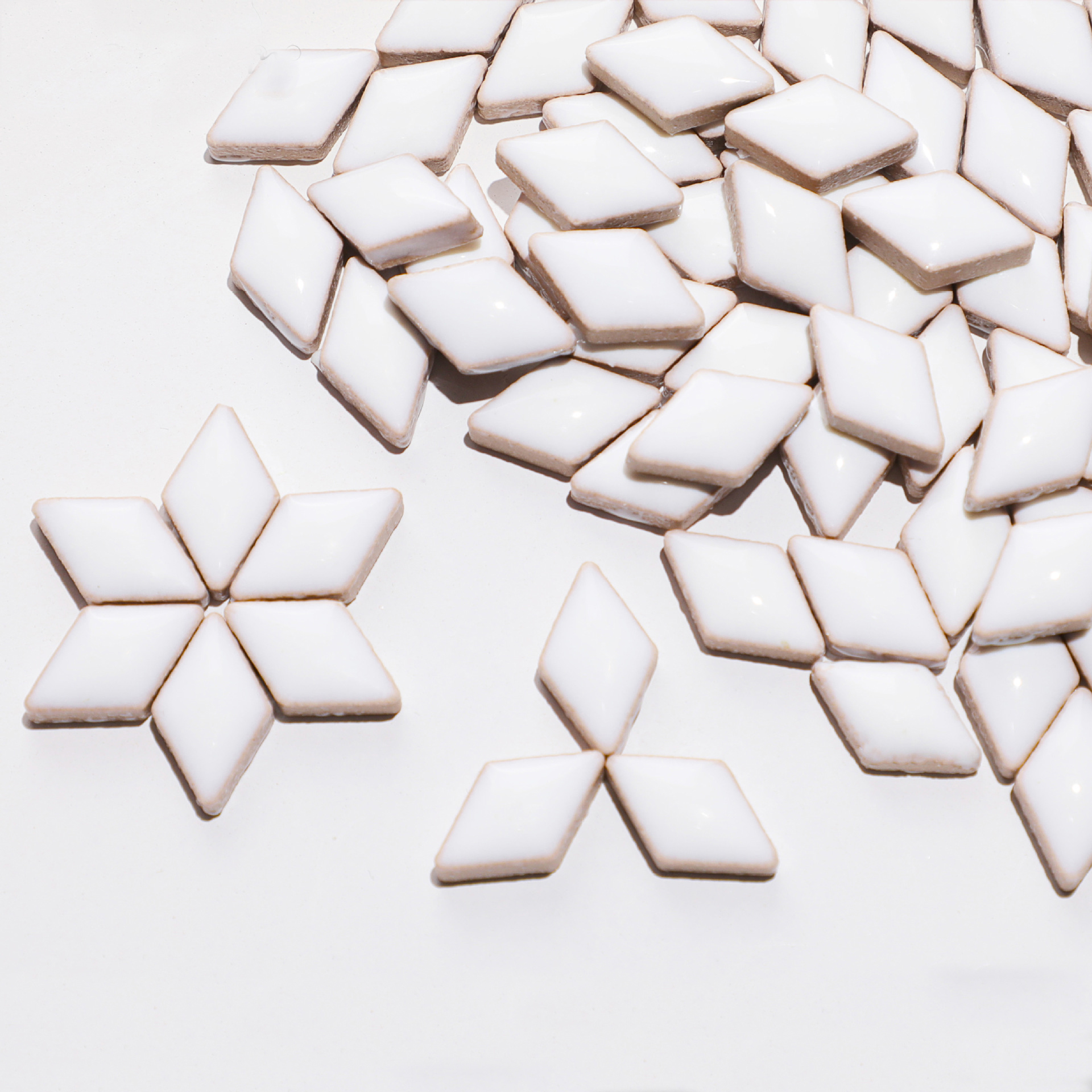 Description Picture 3 of item100g Diamond Shape Ceramic Mosaic Tiles Multi Color Geometric Mosaic Tiles DIY Mosaic Making Stones for Craft Arts Decoration