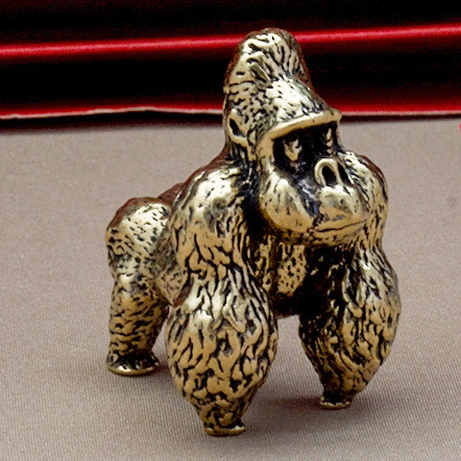 Mini Gorilla Sculpture Home Decor Simple Small Animal Statue Modern Brass Gorilla Ornament for Home Shelf Tea Room Bedroom Desk