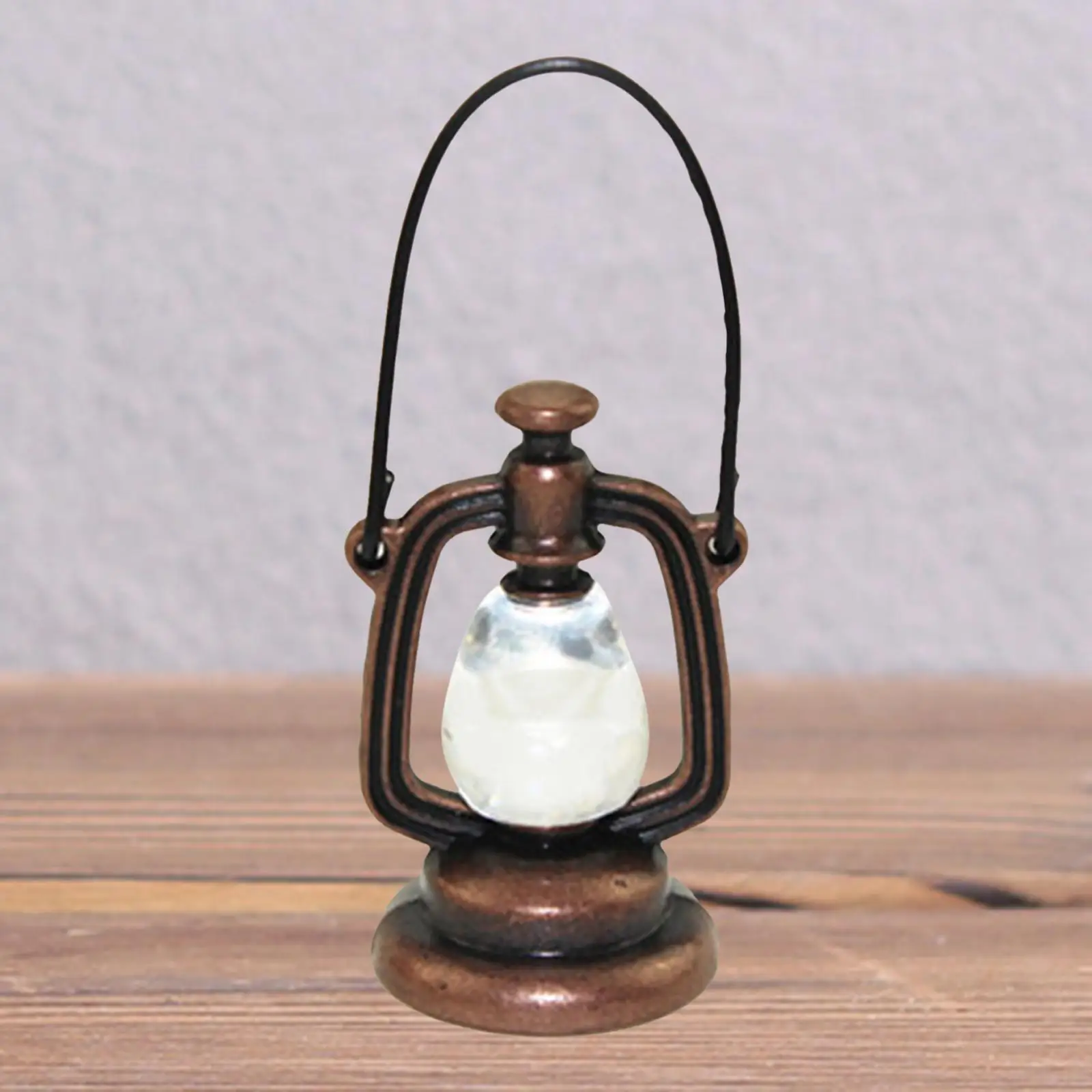 Mini Dollhouse Retro Oil Lamp Miniature 1/12 Accessories Lamp with Handle DIY Play Model Dollhouse Oil Lamp for 3-6 Years Old