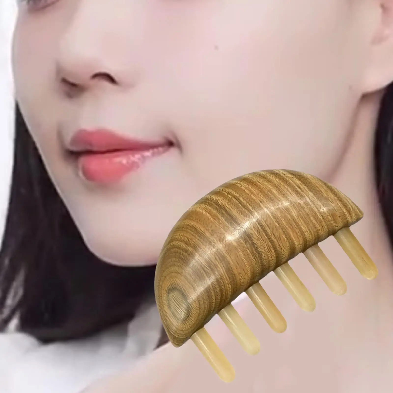 Sandalwood Horn Material Wide Teeth Massage Comb Scalp Comb Multi Functional Anti Static , Refined Traditional Craftsmanship