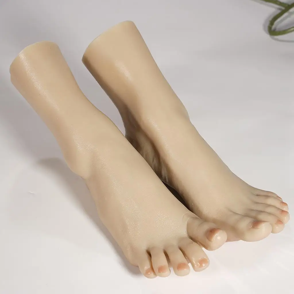 1 Pair Lifesize Soft Practice Woman Mannequin Foot Shoes Socks Display Fake Feet