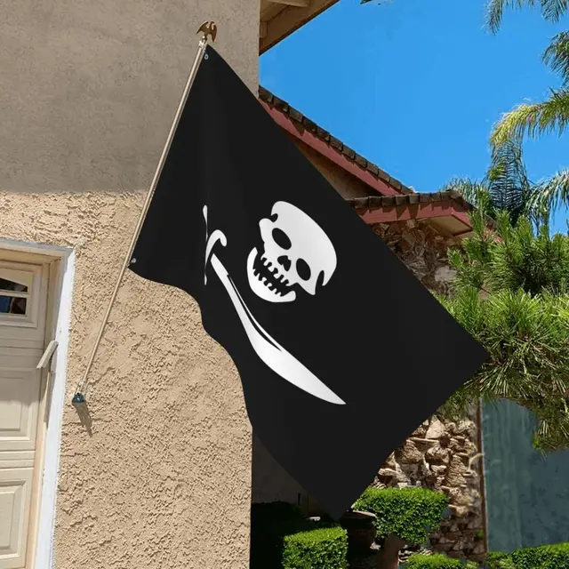 Skull Pirate Flag buyable at » Kostümpalast.de