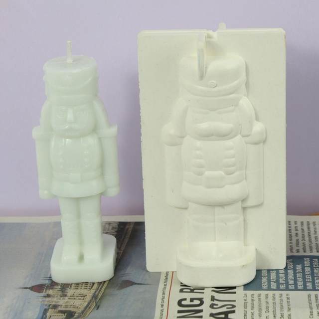 3D Nutcracker Soldier Silicone Candle Mold, Creative Soldier Shaped  Sculpture Casting Mold Handmade Resin Mould Aroma Wax Mold for Candle  Making DIY