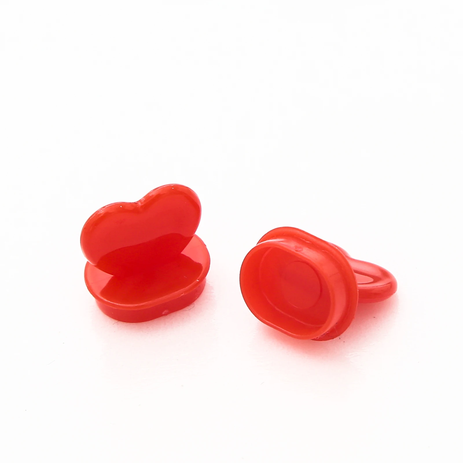 Beverage Plug Red Heart Shaped Stopper Plug for Disposable Lids Perfect for Coffee Shops Milk Tea Restaurant Takeout 100pcs 