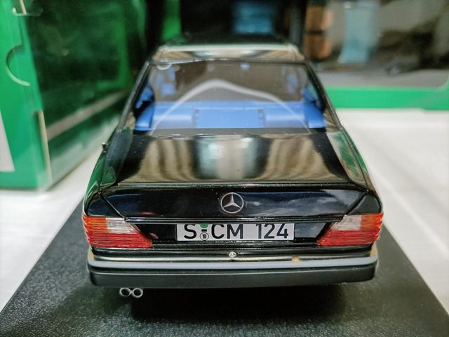 Cult 1:18 For W124 V124 Lang 1990 Classic Cars Limited Edition