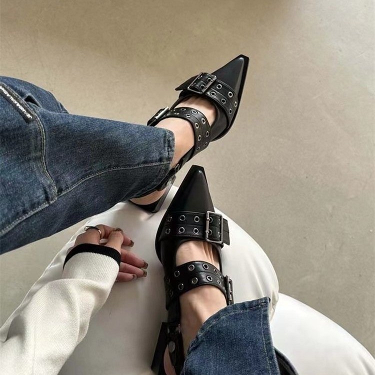 Pointy Mary Jane Shoes for Women 2023 Summer Model with Skirt Small Leather Shoes Retro Chunky Single Shoes for Women