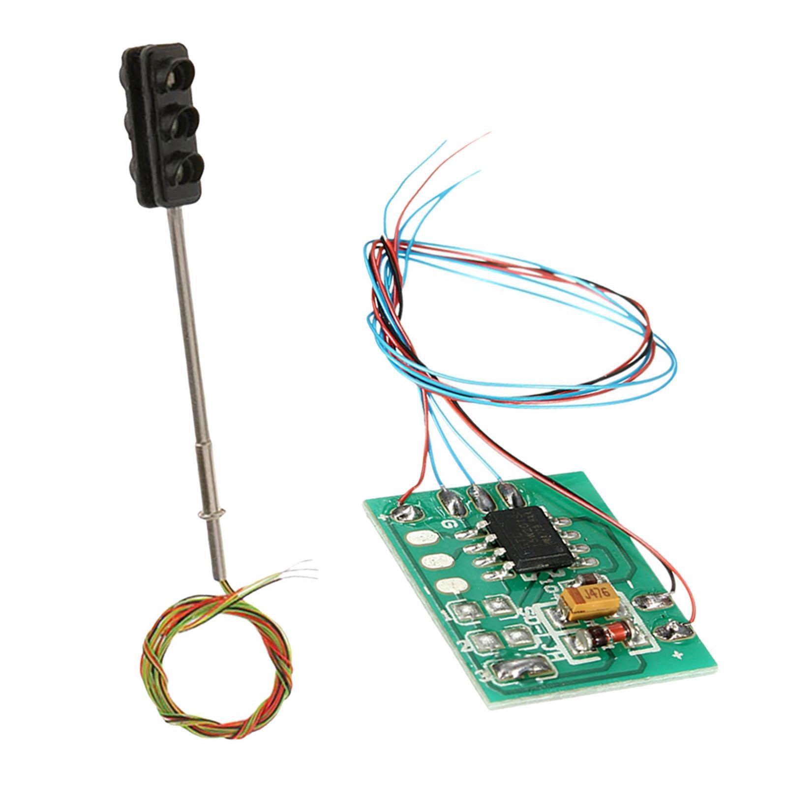 Miniature Traffic Light Model LED Light 6.5cm Height Classic for DIY Sand Table Scenery Layout Street Construction Model Diorama