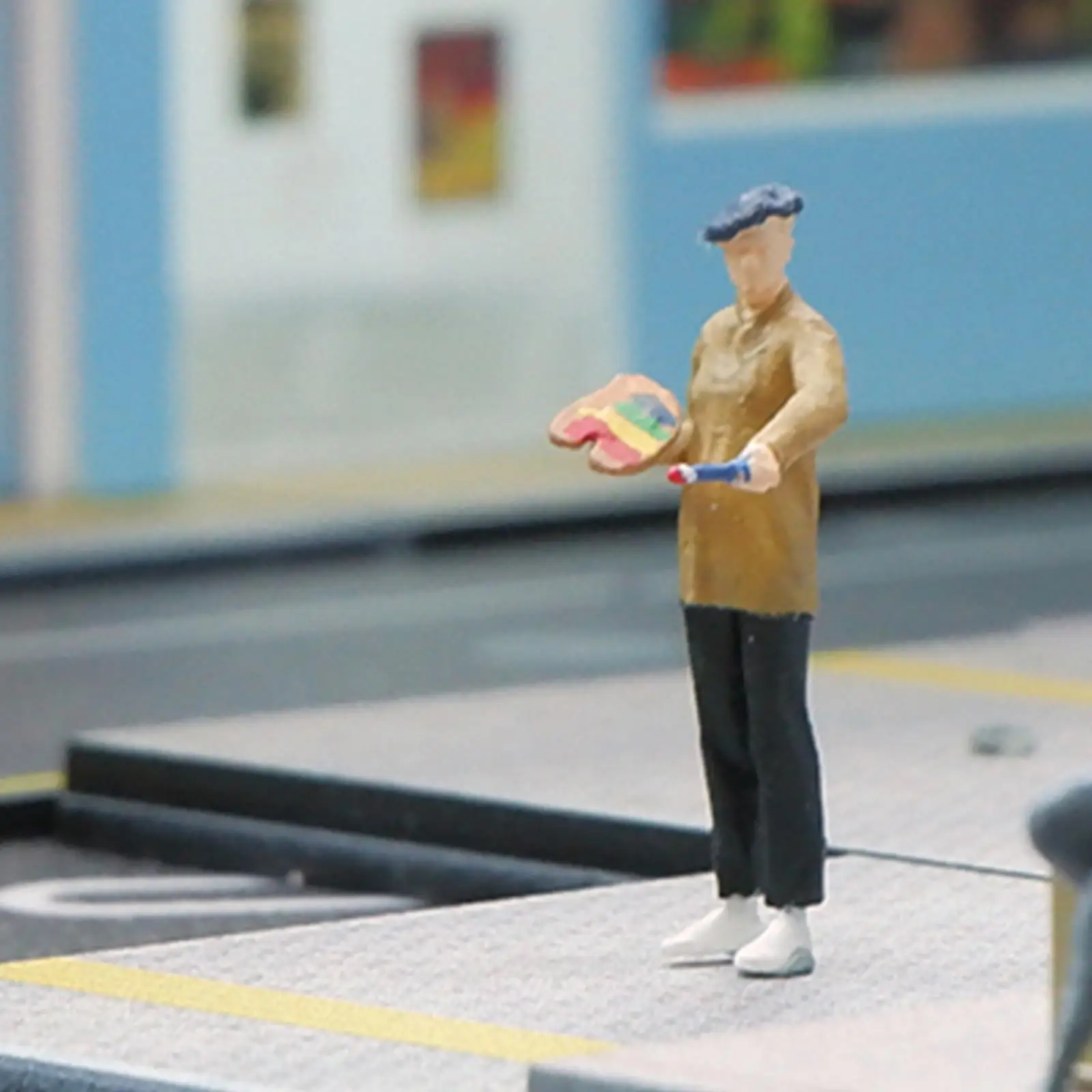1/64 Painter Figures Hand Painted People Figurines for Train Station Layout Diorama Model Train Layout Sand Table DIY Scene
