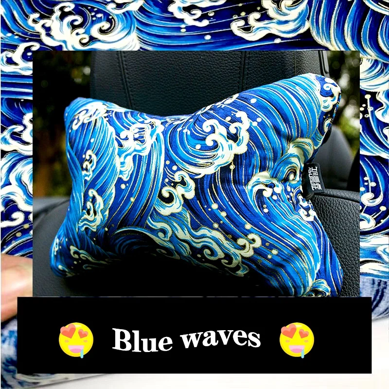 Detalle de la almohada para el interior del coche