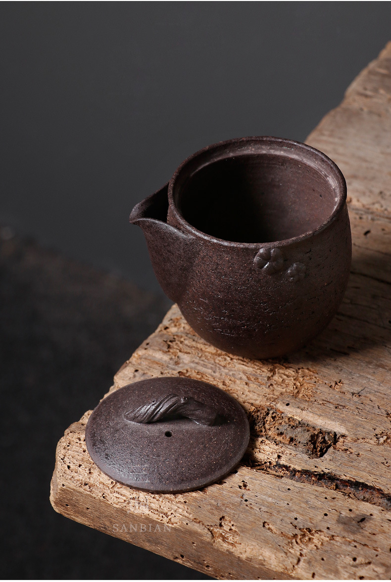 Scent of Plum Blossom Aquarius Pot_05.jpg