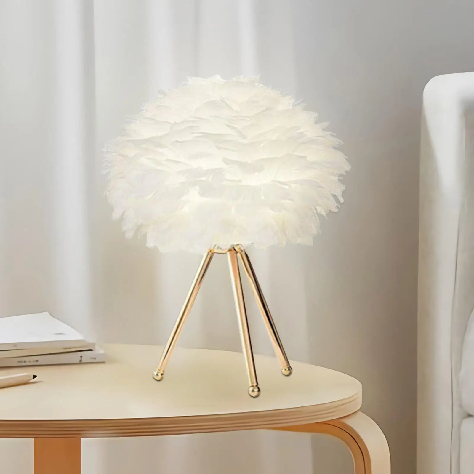 Modern LED Feather Table Lamp Desk Light Lamp Feather Lampshade Atmosphere Light