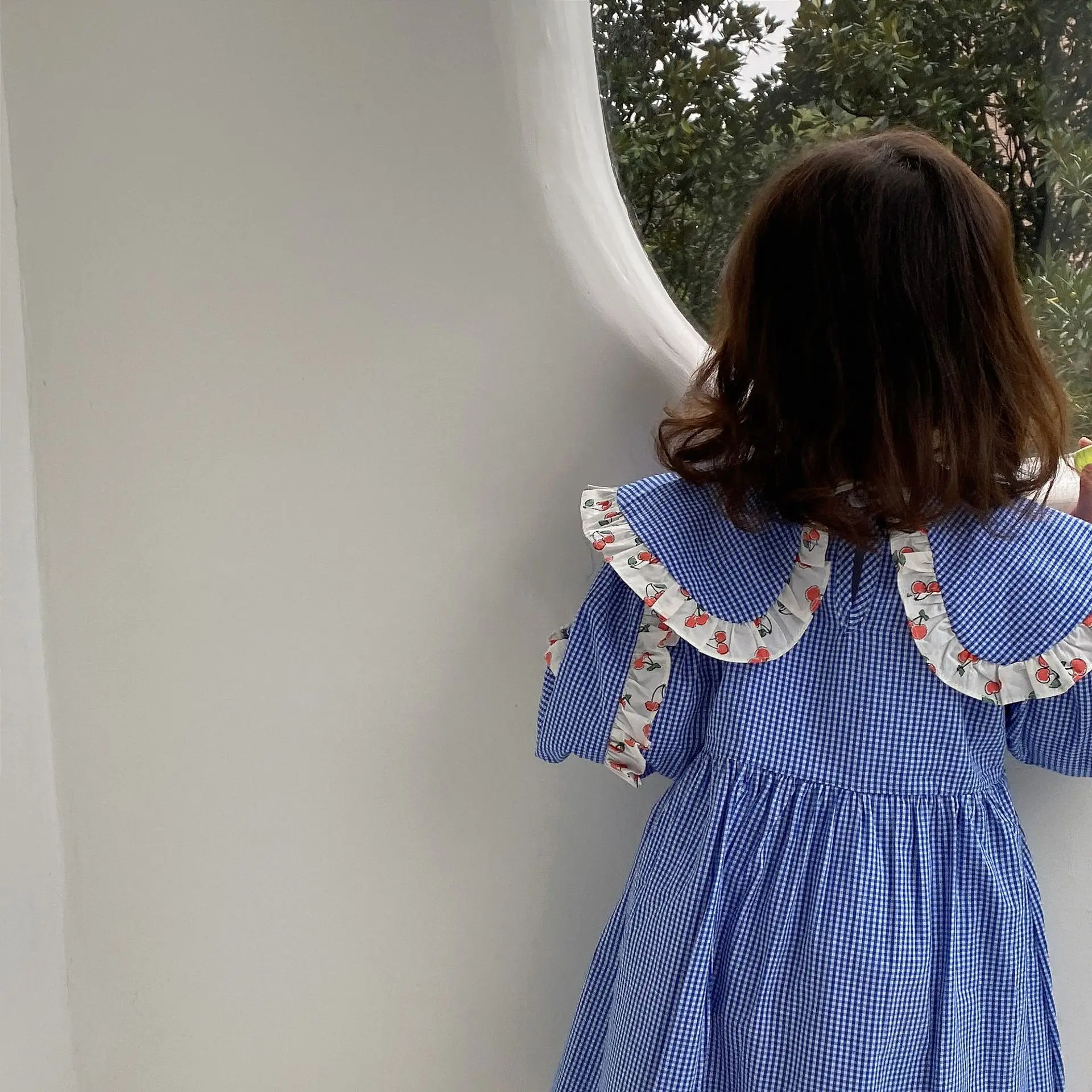 Детская одежда, новинка весны 2023, женское платье в клетку с кружевом и отложным воротником